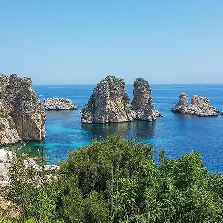 2 Bedroom Stunning In Castellammare Del Golf 卡斯泰拉马莱
