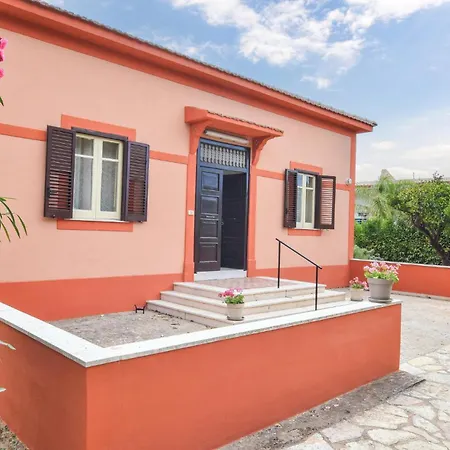 2 Bedroom Stunning In Castellammare Del Golf * 卡斯泰拉马莱